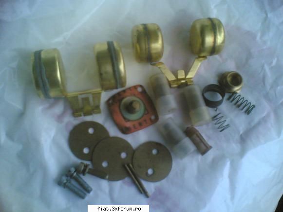 piese fiat 1300, 1500, 1800,2300 - diferite piese pt carburator noi pret 20 ron - Bursa