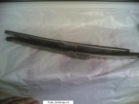 piese fiat 1300, 1500, 1800,2300 - lame stergator originale noi pret 20 ron amindoua - Bursa