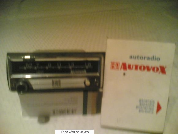 piese fiat 1300, 1500, 1800,2300 - radio autovox piper ( folosit cu un buton lipsa) - Bursa