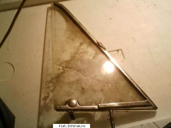 piese fiat 1500 L, unele potrivesc la fiat 1800 - set parbrtize fata - spate , geamurile de la - Bursa
