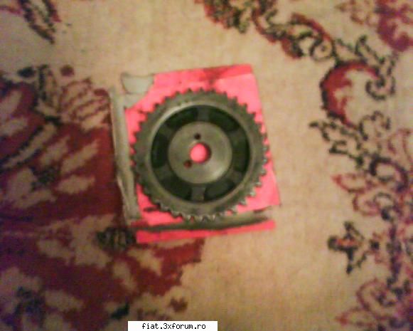 piese fiat 850 - pinion de distributie mare am si mic dar nu lam - Club Fiat 850