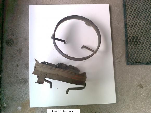 piese noi si second hand fiat 600 - piese vechi: 20 lei - Bursa