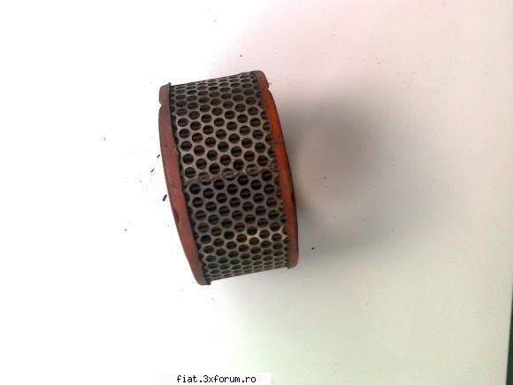 piese noi si second hand fiat 600 - filtru aer 5 lei - Bursa