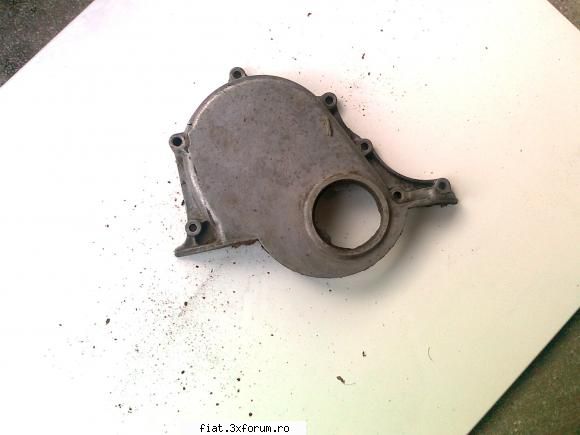 piese noi si second hand fiat 600 - capac lant distributie 15 lei - Bursa