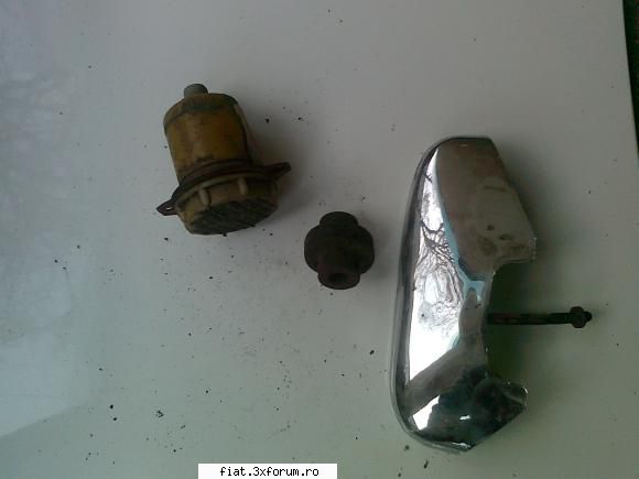 piese noi si second hand fiat 600 - pahar lichid 25 lei, cupla care face legatura - Bursa
