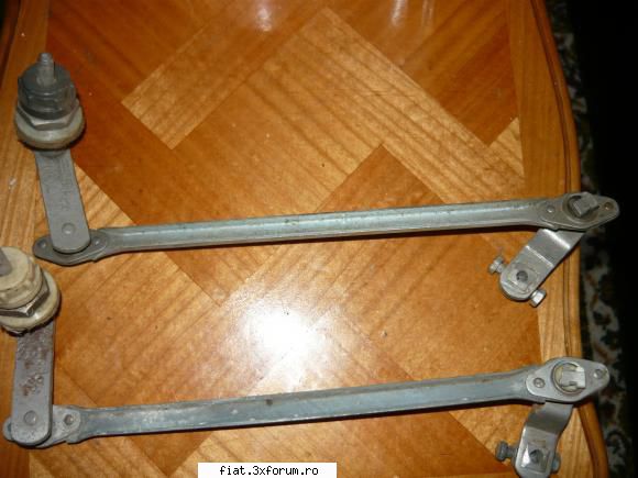 piese vechi , piese noi ,radiouri carti auto etc - ims tije stergator NOS-50 lei amindoua - Anunturi