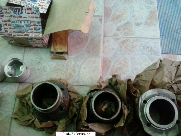 pistoane camasi olcit (noi) - 60 lei + posta toate - Anunturi
