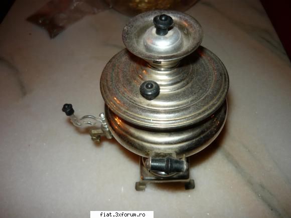 presa de carte ,cadelnita preot,cutie munitie,ceasuri ,etc - samovar miniatura ,din metal nichelat - Anunturi
