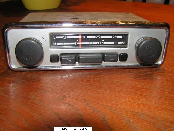 radio-urile noastre - si unul fabricat pt VW, an de fabricatie exclusiv - Classic corner