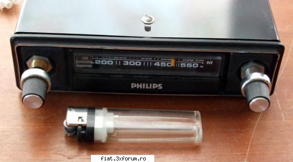 radio-urile noastre - Philips micut (in stare perfecta de functionare!) - Classic corner