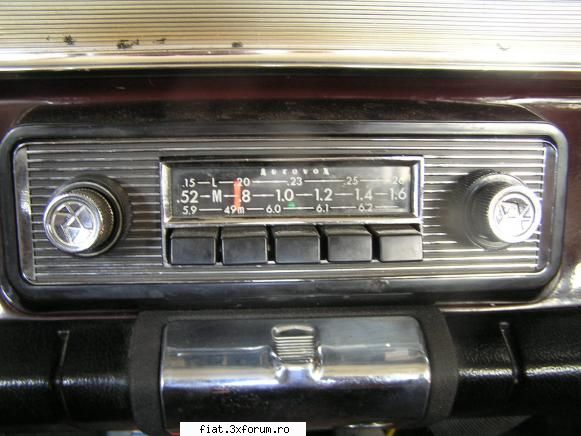 radio-urile noastre - autovox-ul de pe fiat-ul 1500 C - Classic corner
