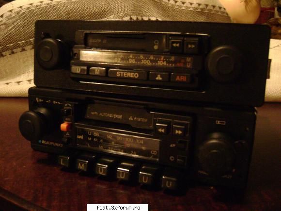 radio-urile noastre - Doua radiouri "massive" de Blaupunkt... Hamburg - Classic corner