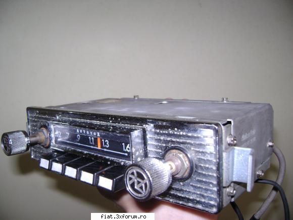radio-urile noastre - Autovox RA 164 A din ani '60 facut pt Lancia - Classic corner