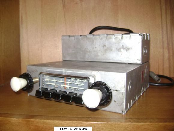radio-urile noastre - inca unul "mare" din '65 - Classic corner
