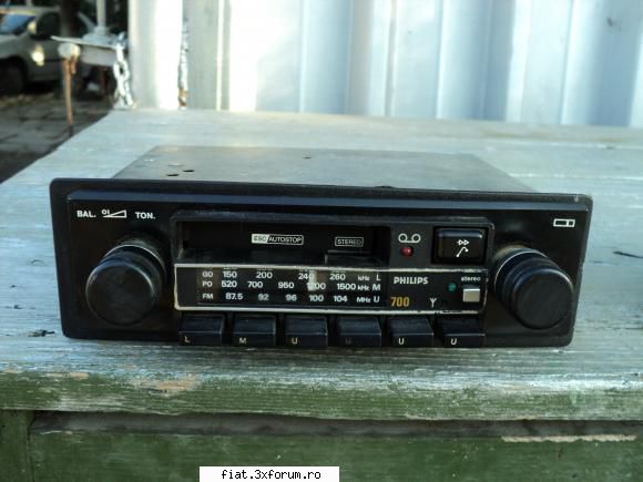 radio-urile noastre - inca o achizite : Philips - destul de comun acest - Classic corner