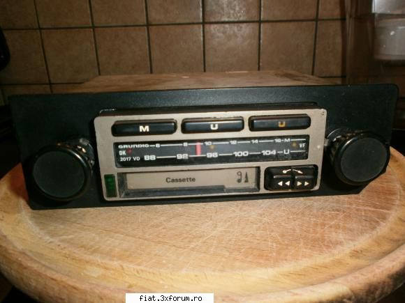 radio-urile noastre - si un grundig pentru vw golf 1 - Classic corner