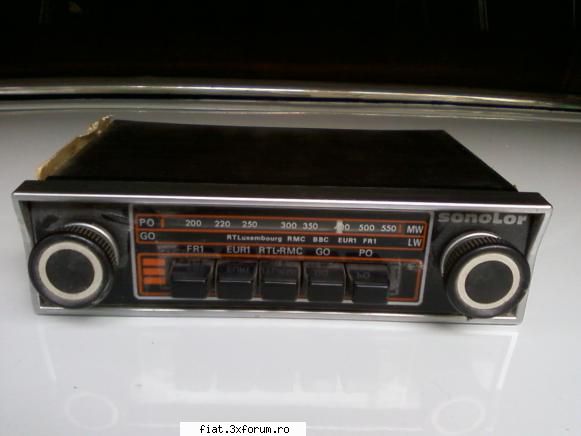 radio-urile noastre - Inca un radio marca necunoscuta. Complet si el - Classic corner