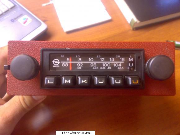radio auto Grundig Le Mans Super 3 - vand radio Grundig Le Mans Super 3 in stare - Anunturi