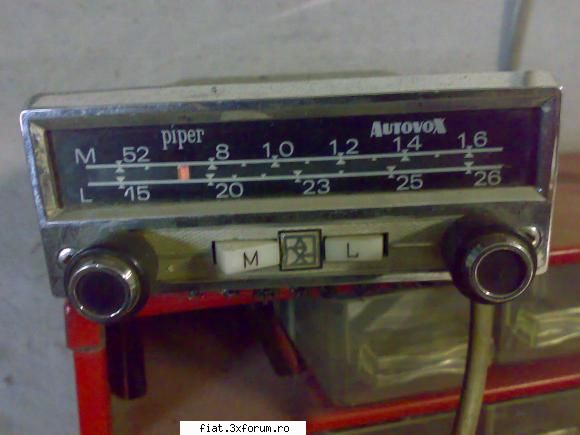 radio autovox piper - vand radio autovox piper in stare de functionare - Anunturi