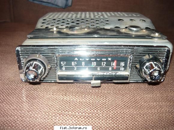 radio original fiat si alte piese - radio si difuzor autovox -400 lei - Club Fiat 1800