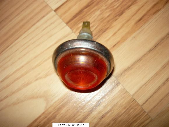 radio vw ,radio blaupunkt manuale auto etc - lampa lada semnal noua 25 lei - Anunturi