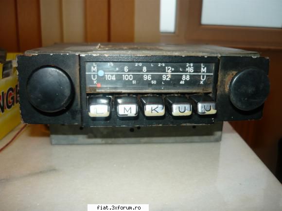 radiouri auto - 6. radio blaupunkt cu memorii mecanice - Anunturi