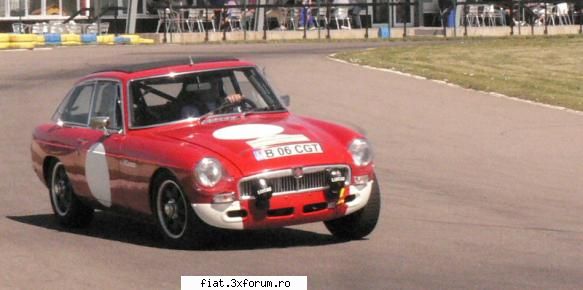 retromobil GP - masina asta mertita inca o poza... motor de 3000 - Classic corner