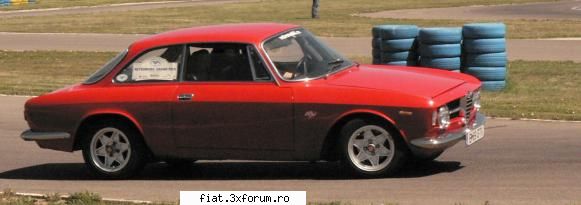 retromobil GP - continuam cu italiencele - Classic corner