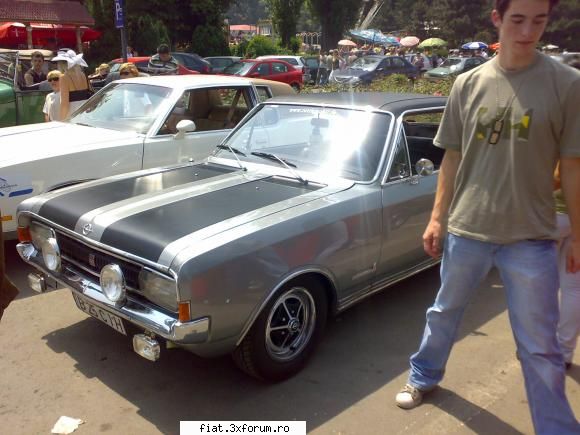 retroparada la sosea - clubul vehiculelor de epoca - george-bogdan - Classic corner
