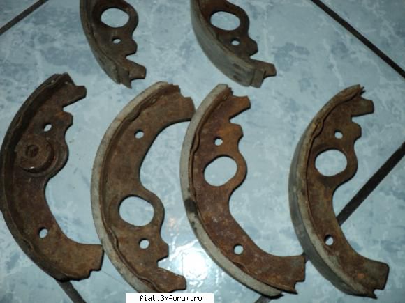 saboti FIAT 500 - 6 saboti FIAT 500 din care: -4 bucati sunt noi !! - Bursa
