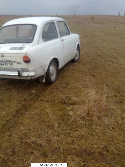 schimb fiat 850 - In aceasta poza masina loa viraj si dinaia pare - Club Fiat 850