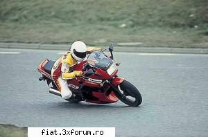 schimb kawasaki gpz 500 pe masina clasica - 3800 ron Sau schimb cu dacia ! Sau renault - Anunturi