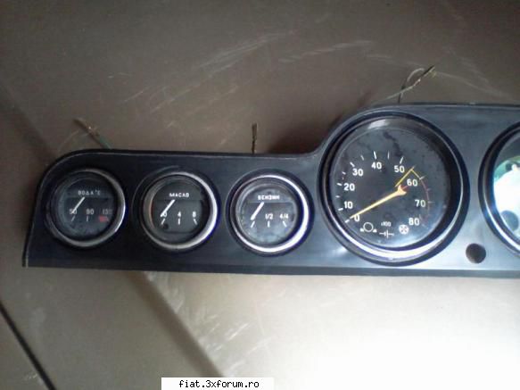 se vinde - turometru lada + cele 3 ceasuri indicator ( 50 de - Club Fiat 850