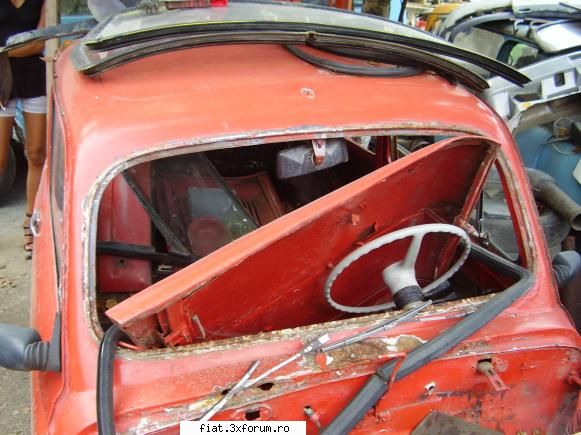 vand Fiat 600D - DATE DE CONTACT: SAU ID MESS: ALEXDENAPOCA (adica - Bursa