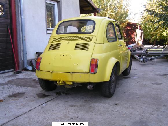 vand fiat 500 pentru piese - Vand si separat caroseria fara motor si cutie 350 - Bursa
