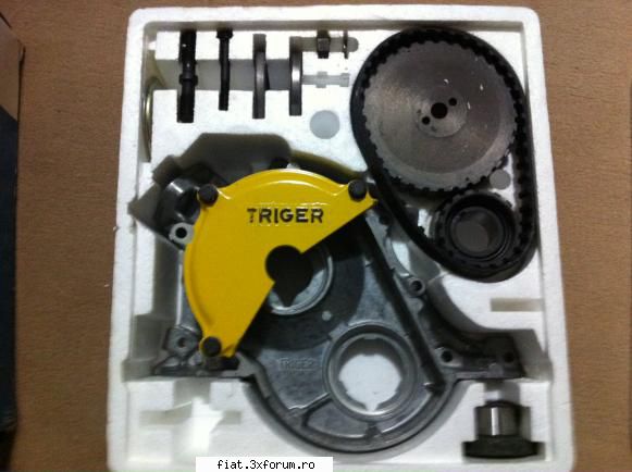 vand kit distributie TRIGER pt fiat - kitul este NOS pret 160Euro inclusiv transport - Bursa