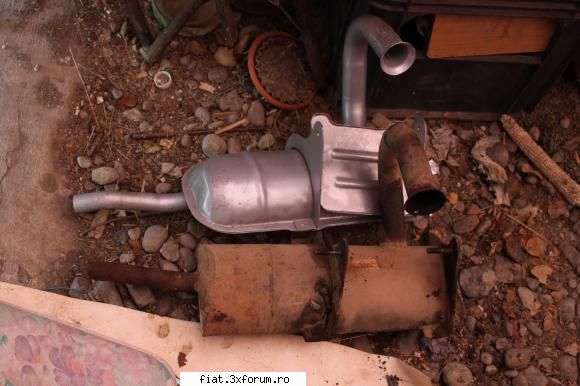 vand piese - Vand cativa piese pentru FIAT 850 esapament - Club Fiat 850