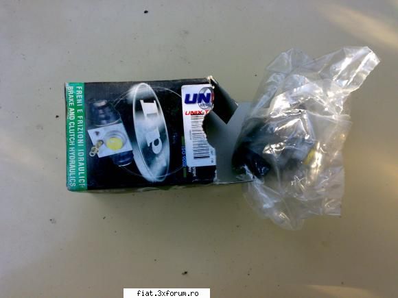 vand piese fiat 600 - piston frana spate nou - Bursa