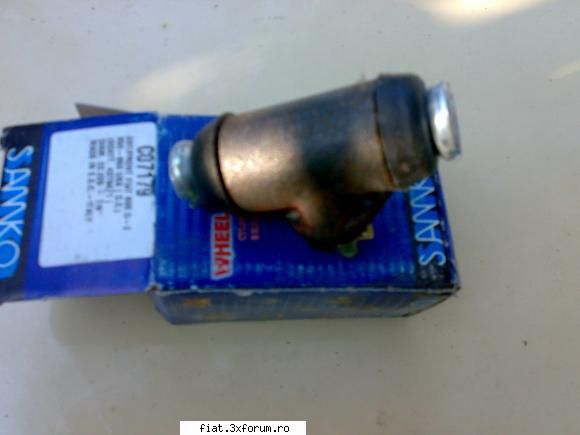 vand piese fiat 600 - piston fra fata nou - Bursa