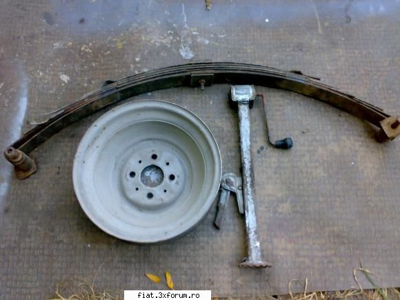 vand piese fiat 600 - janta , arc cu foi fata si cric original si - Bursa