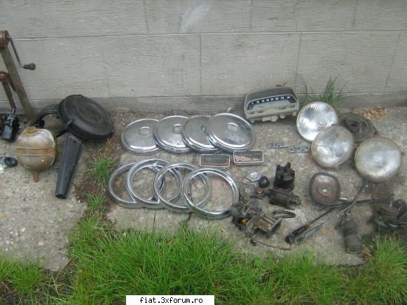 vand piese fiat 850 - vand cateva piese fiat 850,pun cateva poze sa - Club Fiat 850