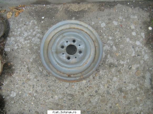 vand piese fiat 850 - pe langa piesele din imagine mai am 4 jante pe - Club Fiat 850