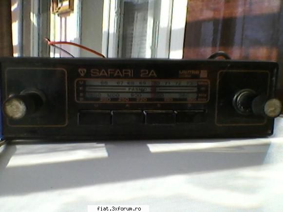 vand radio unitra safari 2A-model 1974 - vand radio unitra diora safari care a echipat - Bursa