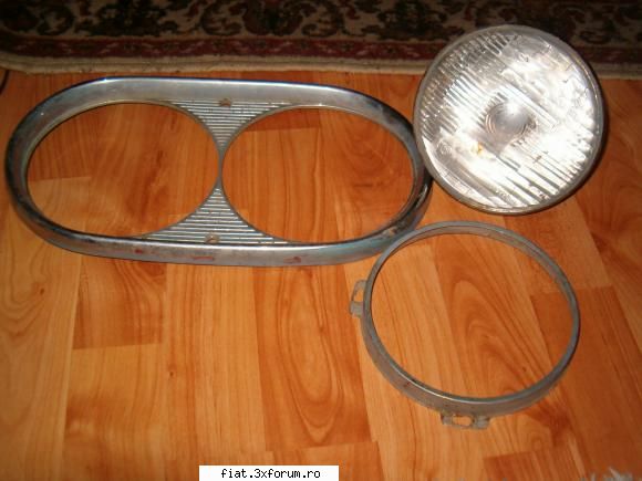 vand rama far FIAT 1500 - de vanzare rama far si far cu oglinda foarte buna - Bursa