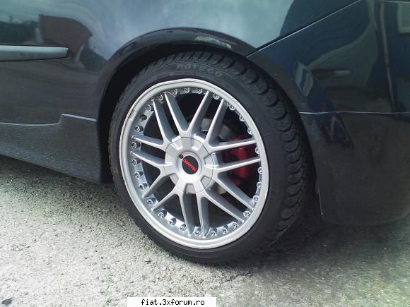 vand sau schimb jante fiat stilo 18 - se dau cu tot cu anvelope tel- fiat stilo - Anunturi