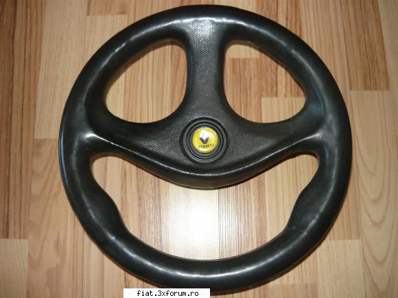 volan , ornamente dacia 1300etc - volan renault rezervat vindut - Anunturi